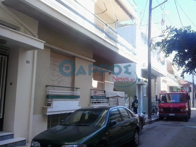 Φωτιά σε διαμέρισμα στην Καλαμάτα (φωτογραφίες)