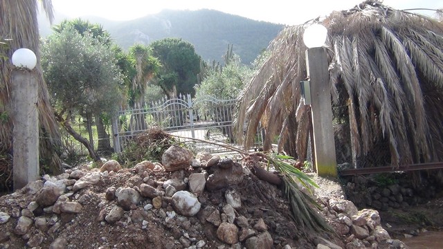 Νύχτα – κόλαση στην Τριφυλία από την πρωτοφανή θεομηνία (φωτογραφίες)