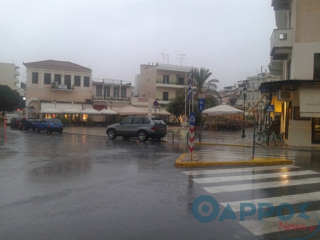 Καλημέρα από τη βροχερή Καλαμάτα (φωτογραφίες και βίντεο)
