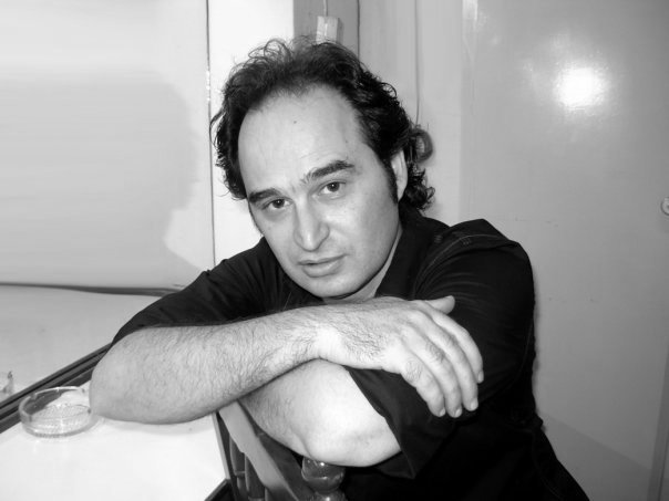 Κώστας Κατσουλάκης: Ο σκηνοθέτης που έχει συνδέσει το όνομά του με την Καλαμάτα
