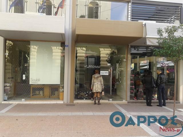 Ανοικτά κατά βούληση τα καταστήματα παραμονή και ανήμερα της Υπαπαντής