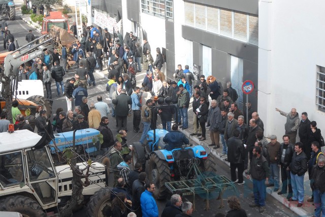 Αγρότες: Φεύγουν και από το  μπλόκο του Σουληναρίου, νέο ραντεβού για τις 9 Μαρτίου