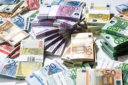 Χρήματα… Υπάρχουν: Τώρα χρειάζεται και πραγματική  μετα – πολιτική και… τράπεζες