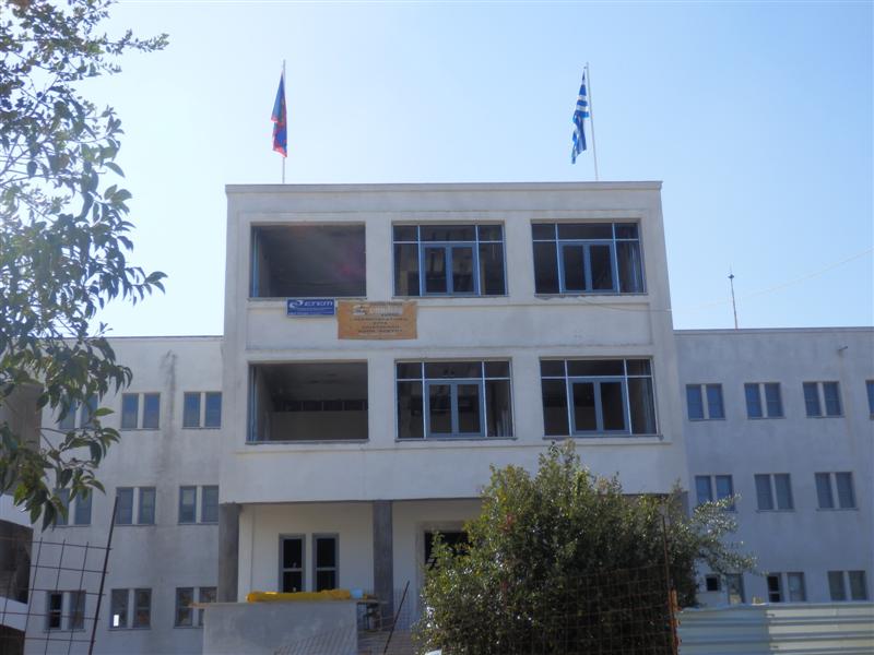 Προχωρούν οι εργασίες στο νέο Δημαρχείο (φωτογραφίες)