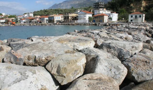 Άλλαξαν τελείως Ακρογιάλι & Μικρή Μαντίνεια