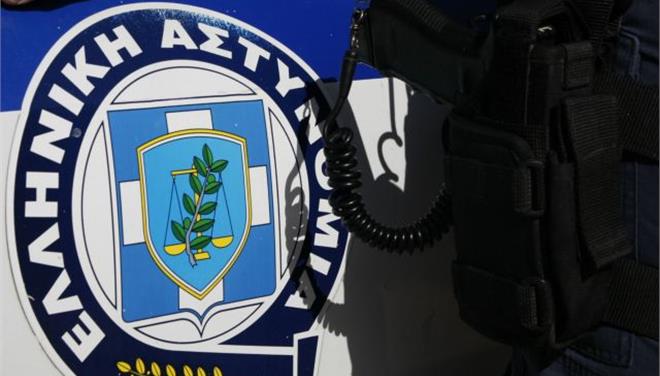 «Καμπάνες» σε πατέρα και γιους για τα μαυρισμένα μάτια των αστυνομικών