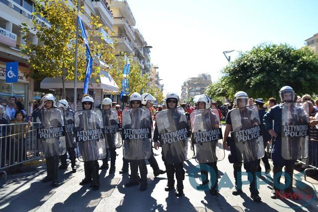 Όχι πάλι παρέλαση των ματ