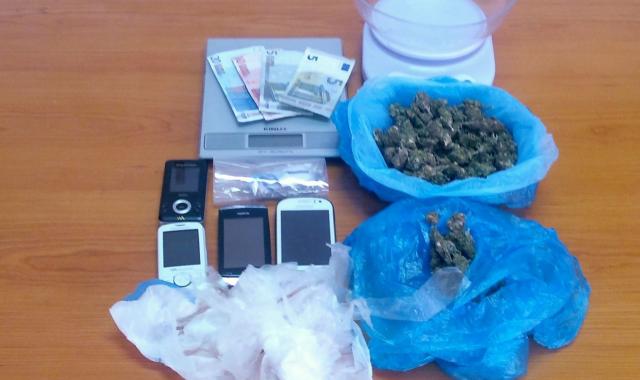 Συνελήφθησαν τρεις  νεαροί  Έλληνες  για ναρκωτικά στην Καλαμάτα