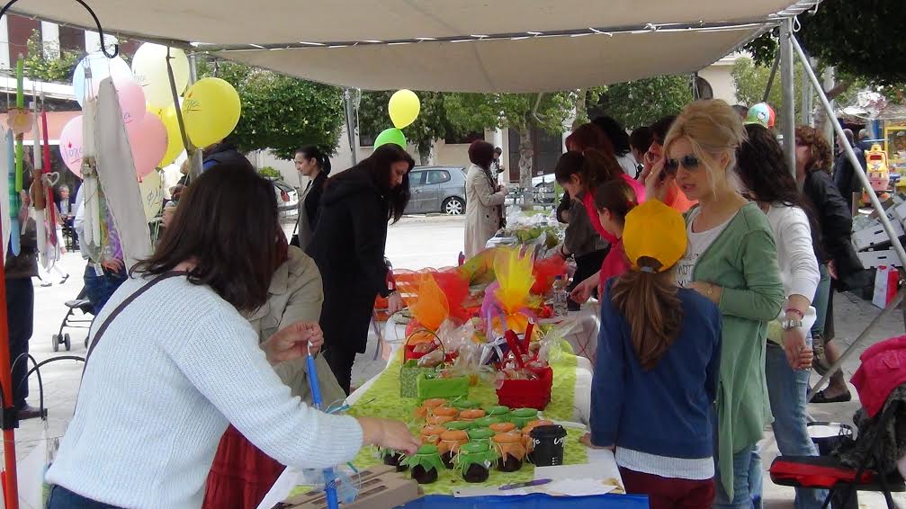 Μηνύματα ανθρωπιάς και αλληλεγγύης με το πασχαλινό παζάρι