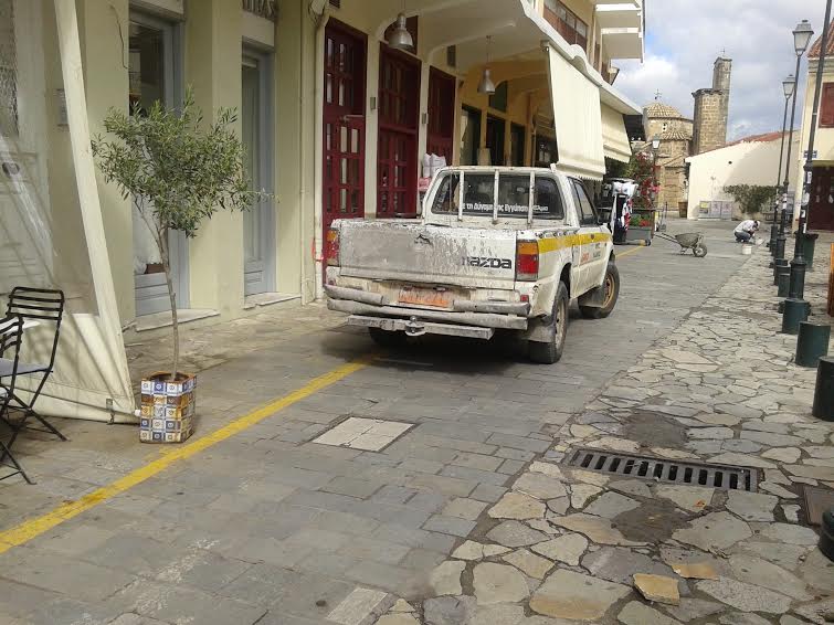 Τώρα που γυρνάει συνέχεια (φωτογραφίες)