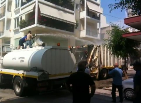 Φωτιά στο δρόμο πήρε απορριμματοφόρο του Δήμου Τριφυλίας!