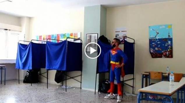 Ο Σούπερμαν στις κάλπες της Θεσσαλονίκης (βίντεο)