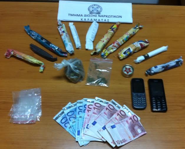 Συνελήφθησαν 5 άτομα για ναρκωτικά στην Καλαμάτα (φωτογραφίες)