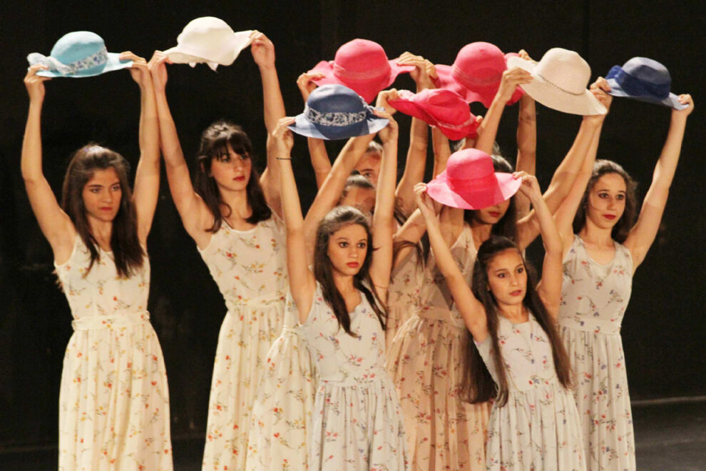 «Σαν εκδρομή»: Παράσταση από τη Δημοτική  Σχολή Χορού Καλαμάτας (φωτογραφίες)