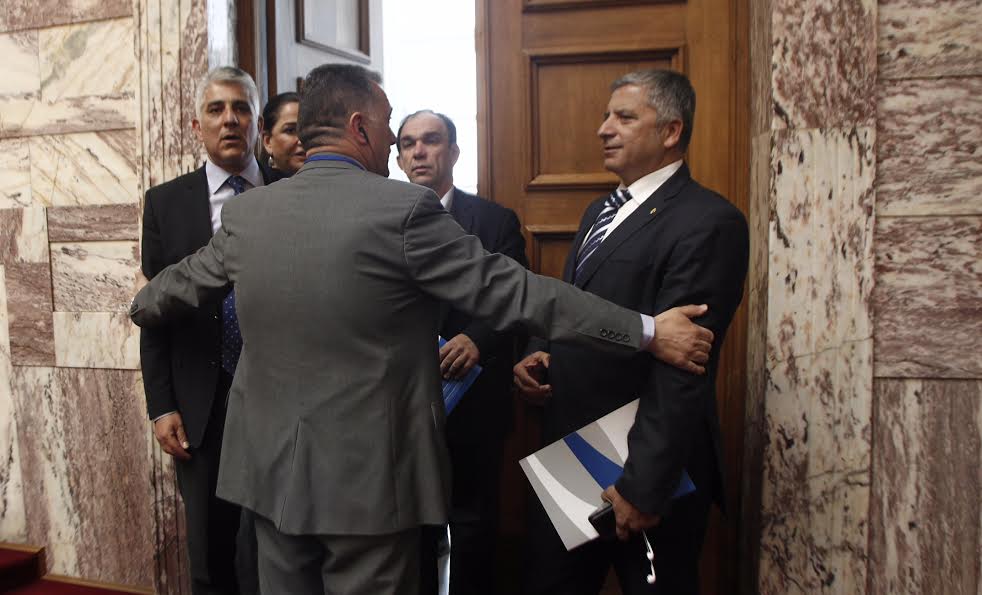 Αντιπροσωπεία της Κ.Ε.Δ.Ε. στη Βουλή για την Πράξη Νομοθετικού Περιεχομένου