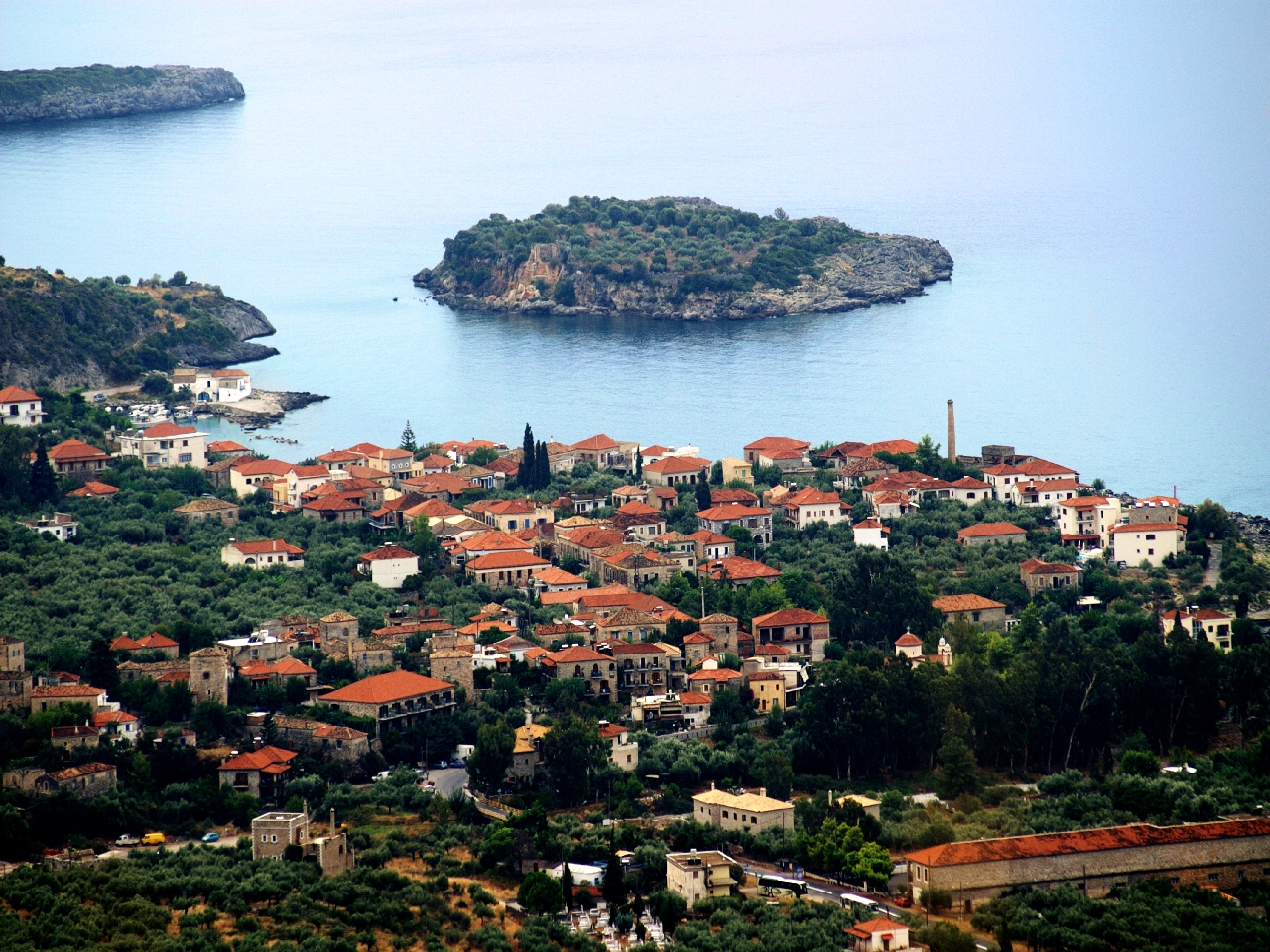 Η Καρδαμύλη στα 25  «μυστικά» χωριά της Ευρώπης
