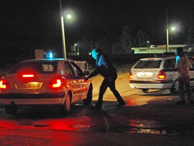 Τσιγγάνοι μπήκαν στο σπίτι του και ήρθαν στα χέρια για να τον ληστέψουν!
