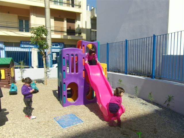 Ζητούνται απαντήσεις από αρμοδίους για τους παιδικούς σταθμούς της Καλαμάτας