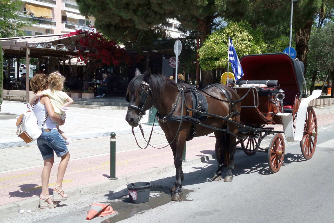 Εικόνα άλλης εποχής στην Καλαμάτα (φωτογραφία)