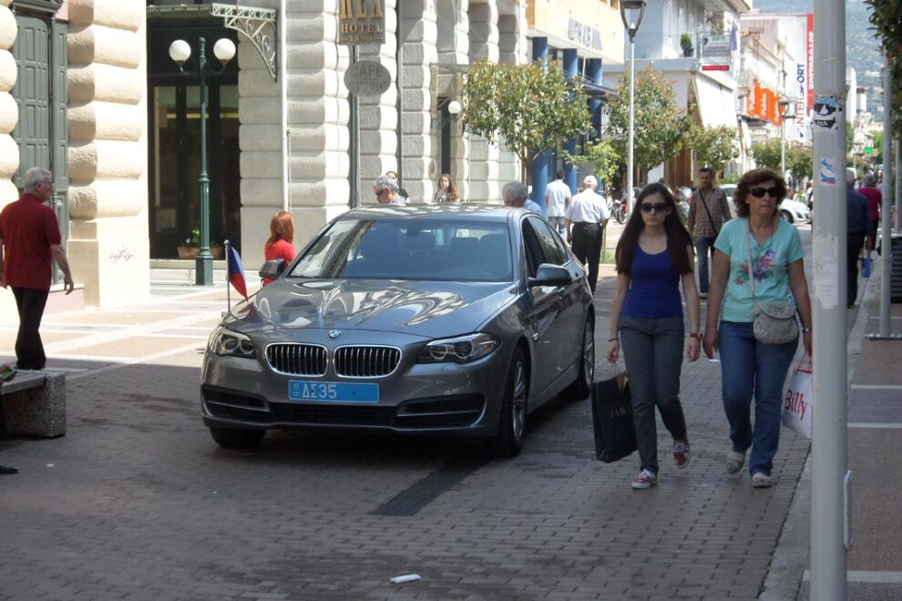 Επενδυτικό ενδιαφέρον για ακίνητα και ανακύκλωση στην Καλαμάτα από την Τσεχία
