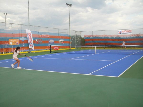 Τρία κορυφαία τουρνουά τένις με εκατοντάδες επισκέπτες στην Καλαμάτα…