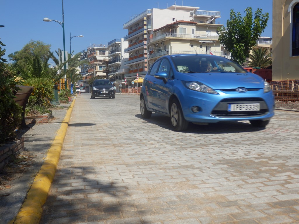 Στην κυκλοφορία και πάλι η οδός Ναυαρίνου