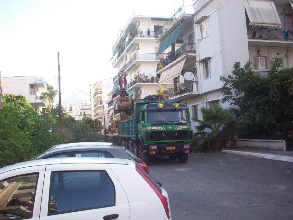 Διανοίξεις δρόμων στην Καλαμάτα
