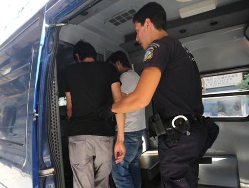 Στα «πράσα» δύο νεαροί τσιγγάνοι από την Ηλεία που έκλεβαν στην Καλαμάτα
