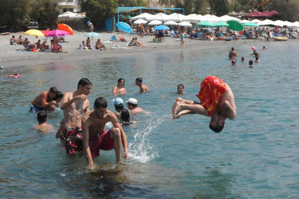 Θερμή “εισβολή” ξανά στην Καλαμάτα, η πρόγνωση του καιρού