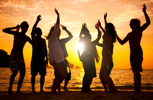 Beach party τέλος με υπουργική απόφαση!