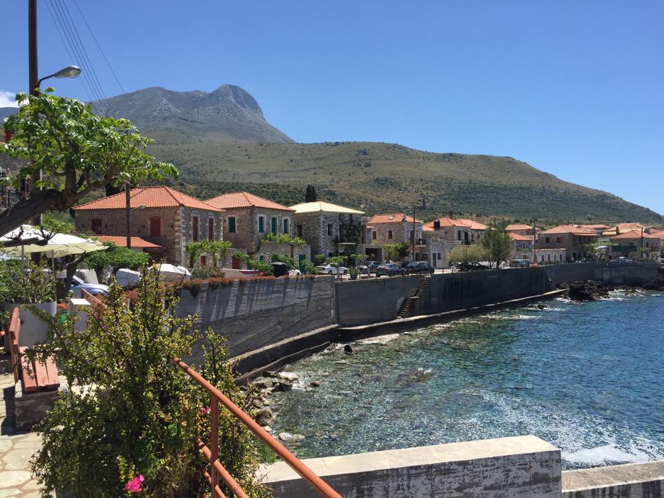 Σοβαρά θέματα της Τραχήλας συζητήθηκαν με την αντιπεριφερειάρχη Ελένη Αλειφέρη