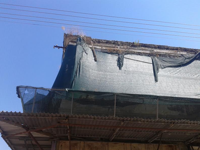 Θέμα χρόνου η πτώση στο δρόμο