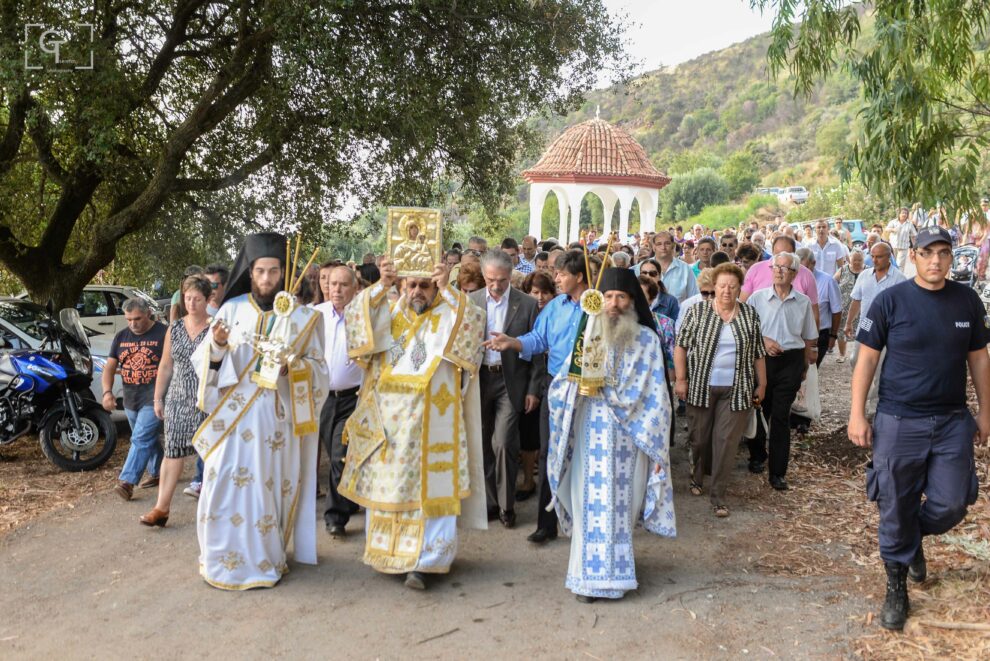 Με λαμπρότητα εορτάστηκε η κοίμηση της Θεοτόκου στην Ι.Μ. Βουλκάνου (φωτογραφίες)