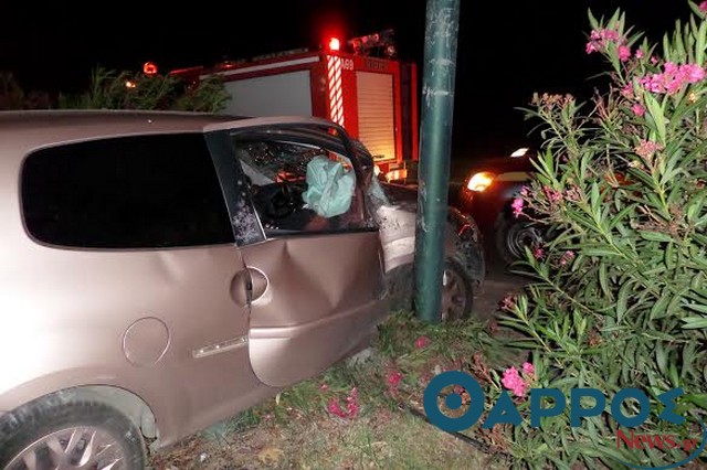 Σοβαρό τροχαίο στη Νέα Είσοδο Καλαμάτας (φωτογραφίες)