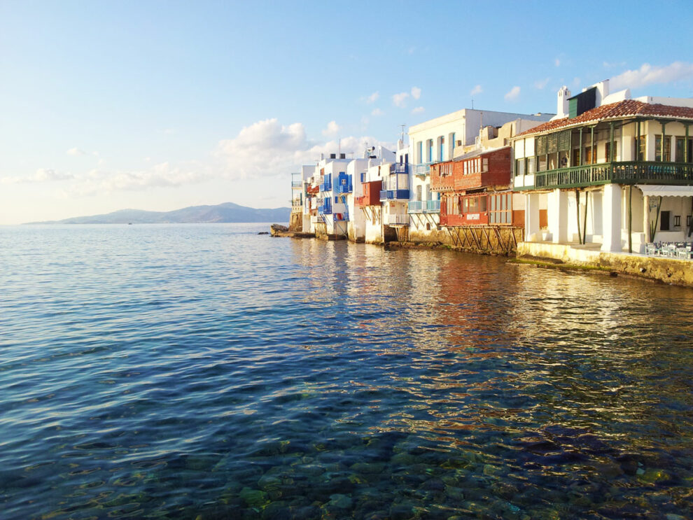 Πρώην λιμενικός σε μεγάλο κύκλωμα ναρκωτικών και πορνείας στη Μύκονο!