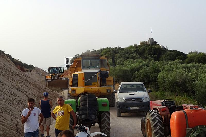 Μαζική αποχή από τις εκλογές απαιτώντας τις αποζημιώσεις των απαλλοτριώσεων