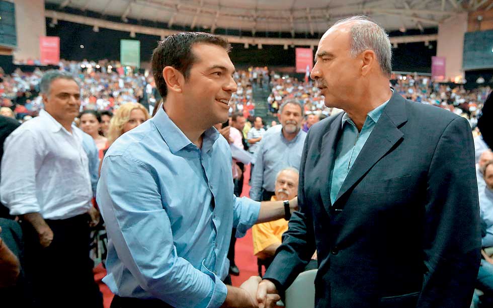 Μετωπική ΣΥΡΙΖΑ – ΝΔ με στόχο τους αναποφάσιστους και την αποχή – αγωνία και για την τρίτη θέση
