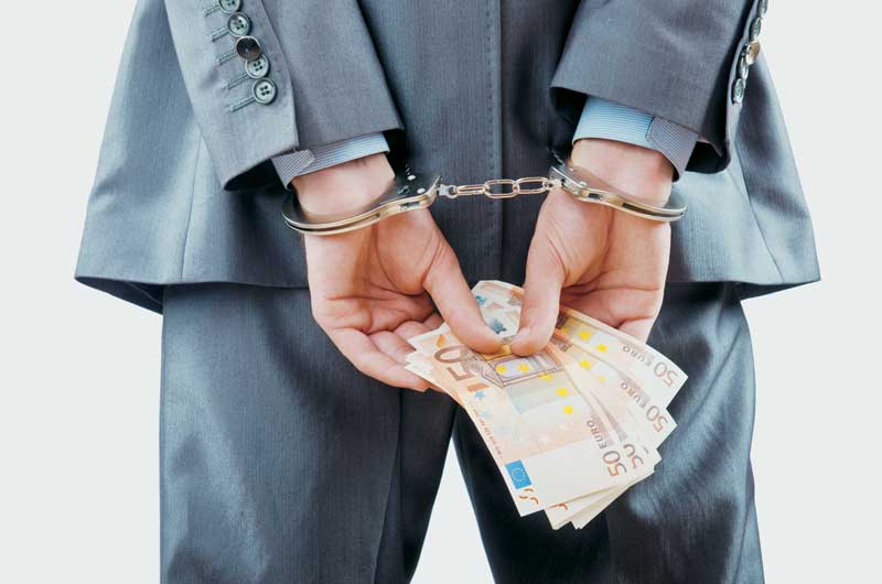 Δύο κομπίνες «νέας κοπής» στην Καλαμάτα