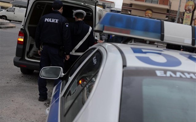 Σύλληψη 60 ατόμων σε αστυνομική επιχείρηση, τα 14 στη Μεσσηνία