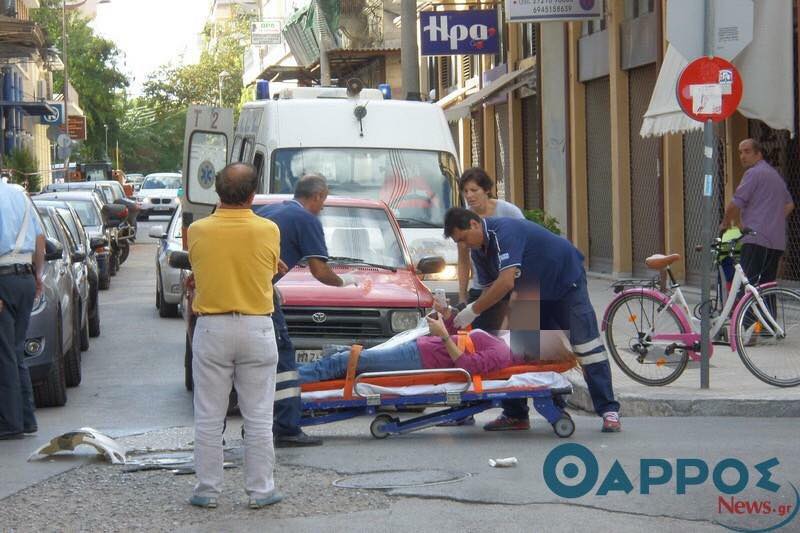Τροχαίο με τραυματισμό στο κέντρο της Καλαμάτας (φωτογραφίες)