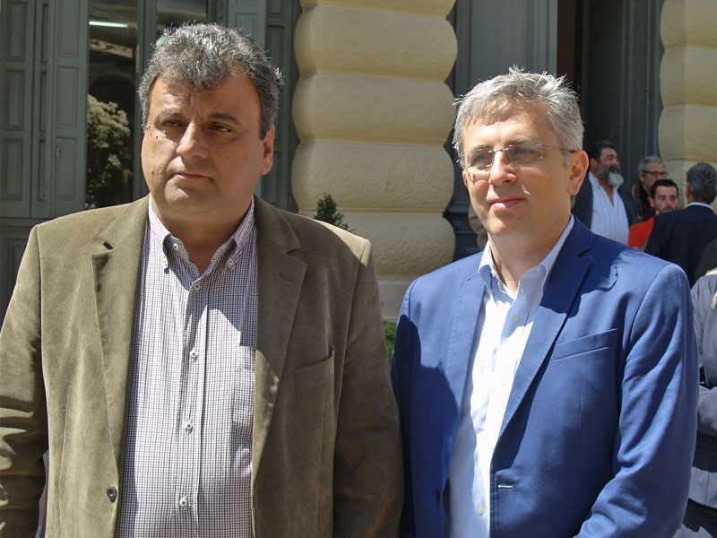 Δημόσιο έργο στις αυλές (;) ημετέρων…