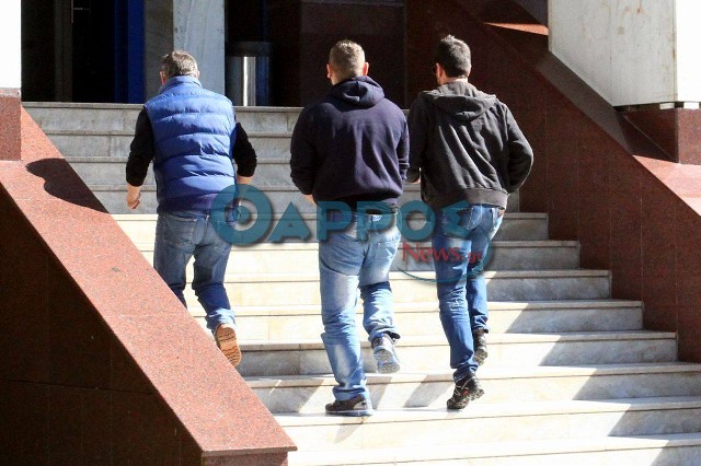Προφυλακίστηκαν οι πέντε βομβιστές της ομάδας Εψιλον