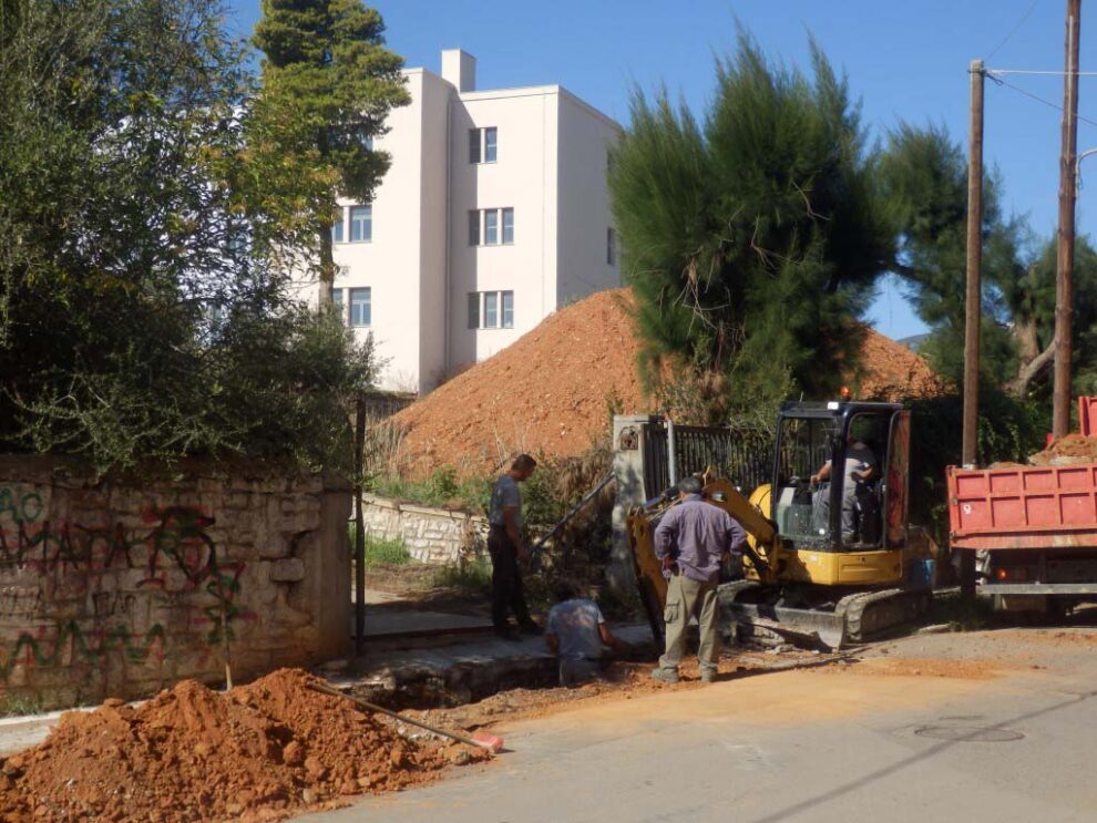 Εργασίες για την ηλεκτροδότηση του νέου Δημαρχείου