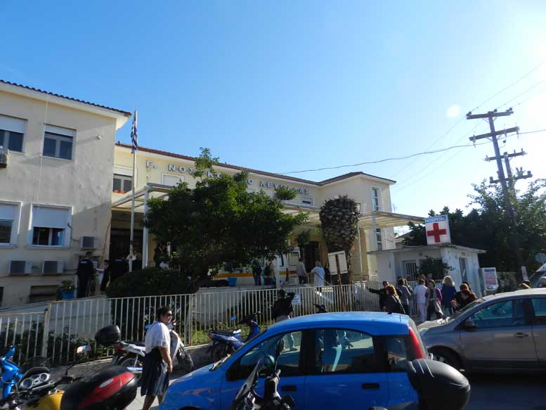 Φόβοι ότι θα ξεπεράσουν τους 2 νεκροί από το φονικό σεισμό στη Λευκάδα!  (βίντεο)