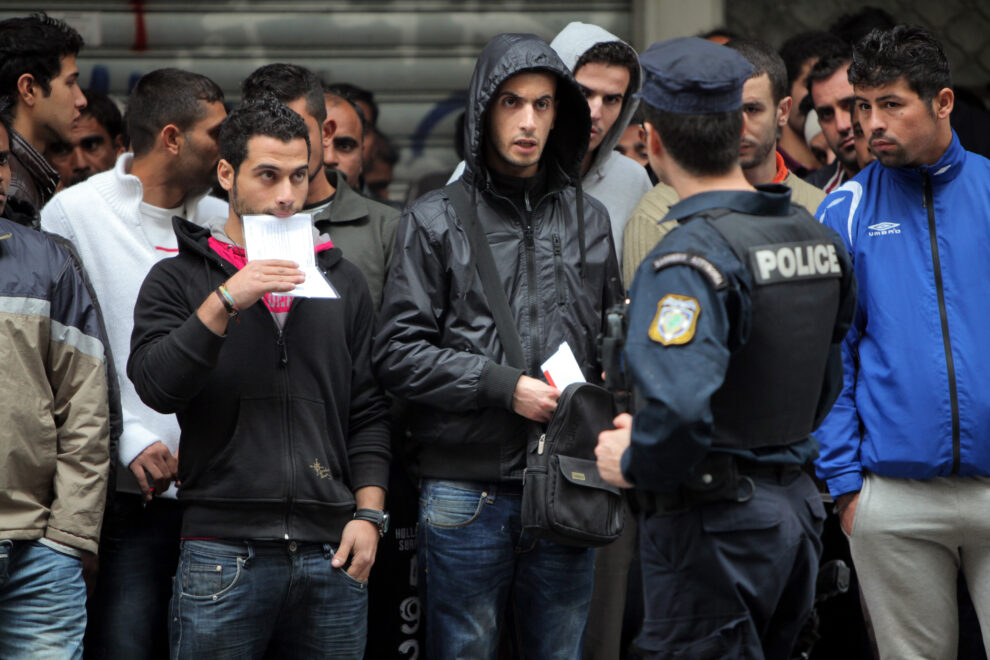 Κρατούν ύποπτο μετανάστη για τζιχαντιστή στην Κάλυμνο