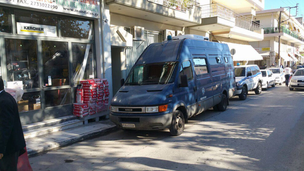 Ο υπολογιστής “μιλάει” πιο πολύ από τους μάρτυρες στη δίκη για το διπλό φονικό της Μάνης
