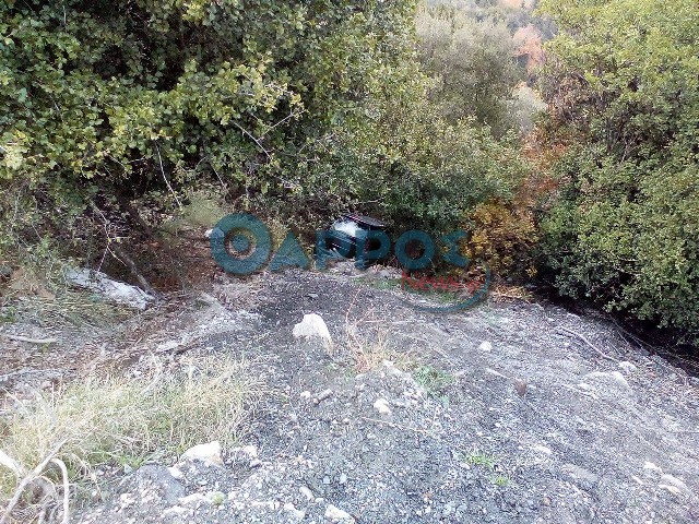 Αυτοκίνητο βρέθηκε σε χαράδρα στον Ταΰγετο (φωτογραφίες)