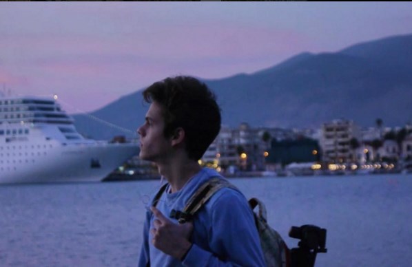 Ένας 16χρονος ετοιμάζει ένα ντοκιμαντέρ για το ελαιόλαδο της Καλαμάτας (βίντεο)