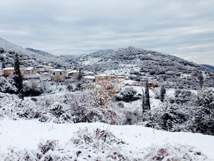 Χιόνια στα βουνά της Τριφυλίας, χωρίς προβλήματα