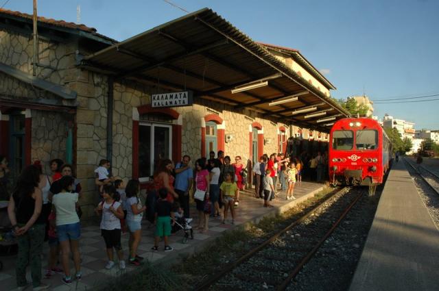 Ο προαστιακός σιδηρόδρομος και πάλι θέμα